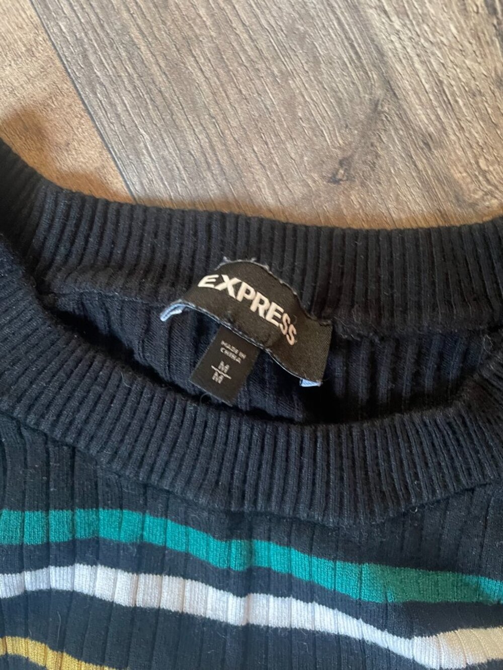 EXPRESS Ribbed Striped Sweater - Picture 3 of 4